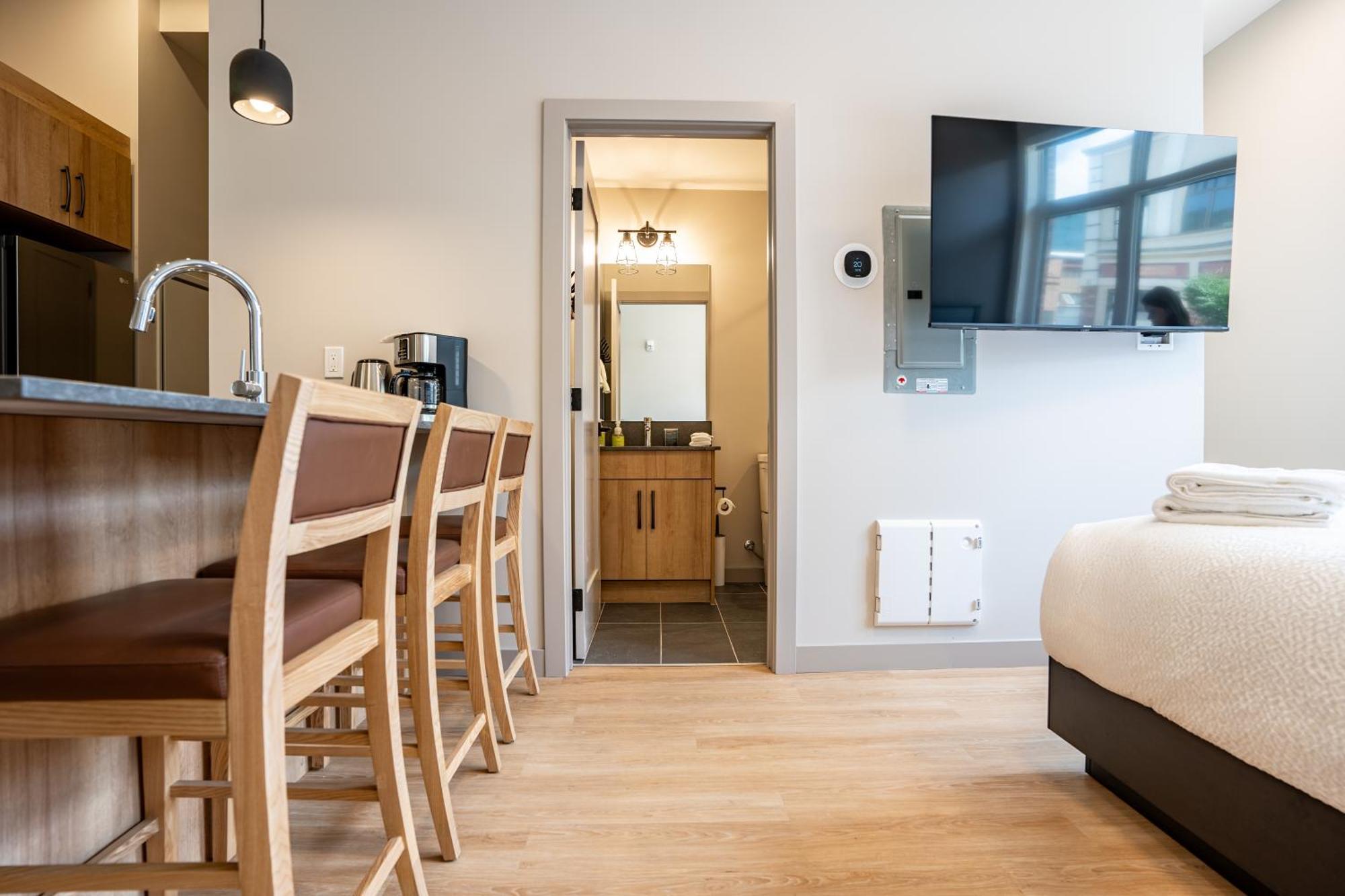 Basecamp Suites Revelstoke Pokoj fotografie