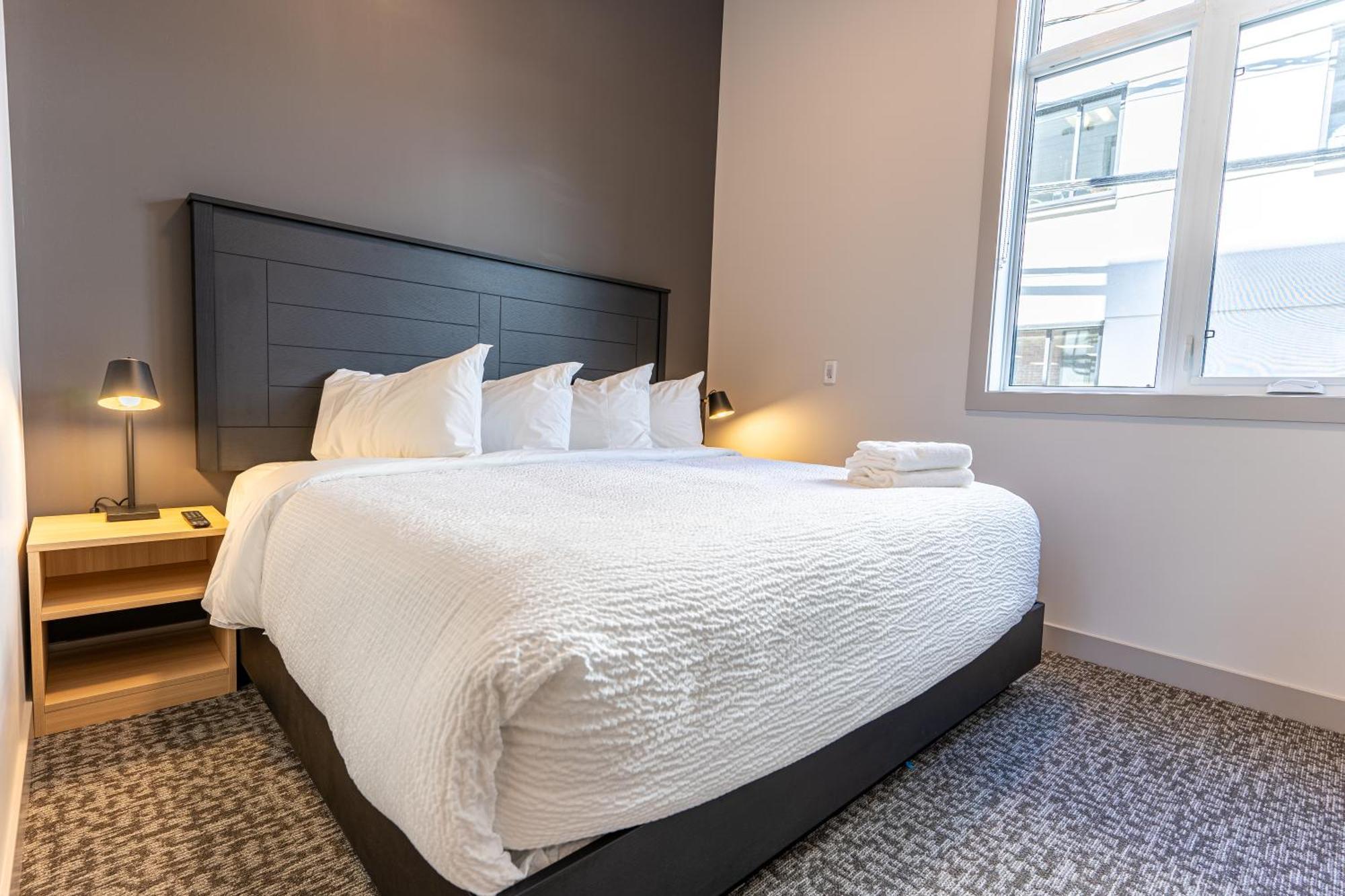 Basecamp Suites Revelstoke Pokoj fotografie