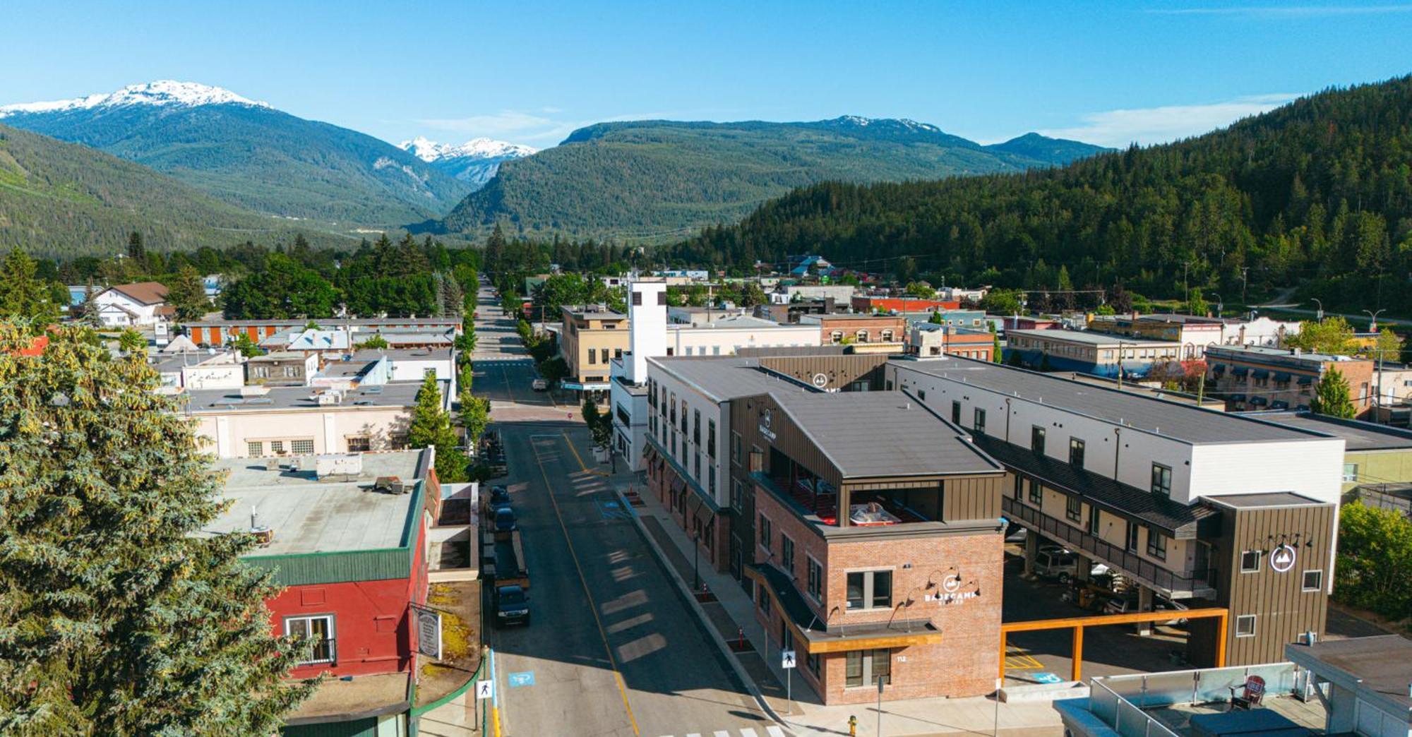 Basecamp Suites Revelstoke Exteriér fotografie