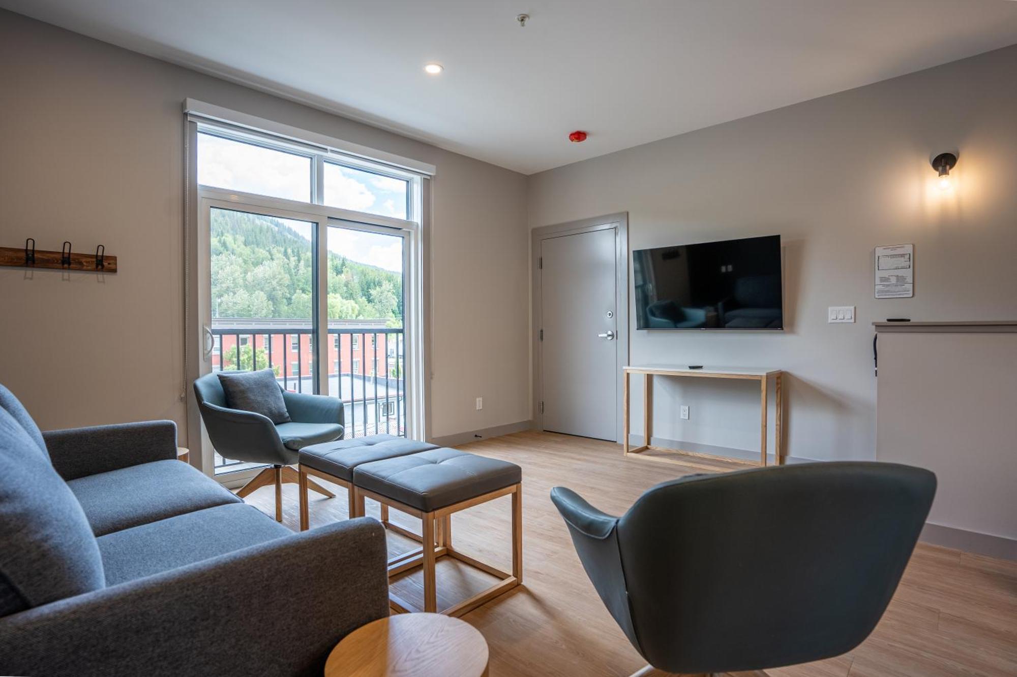 Basecamp Suites Revelstoke Exteriér fotografie